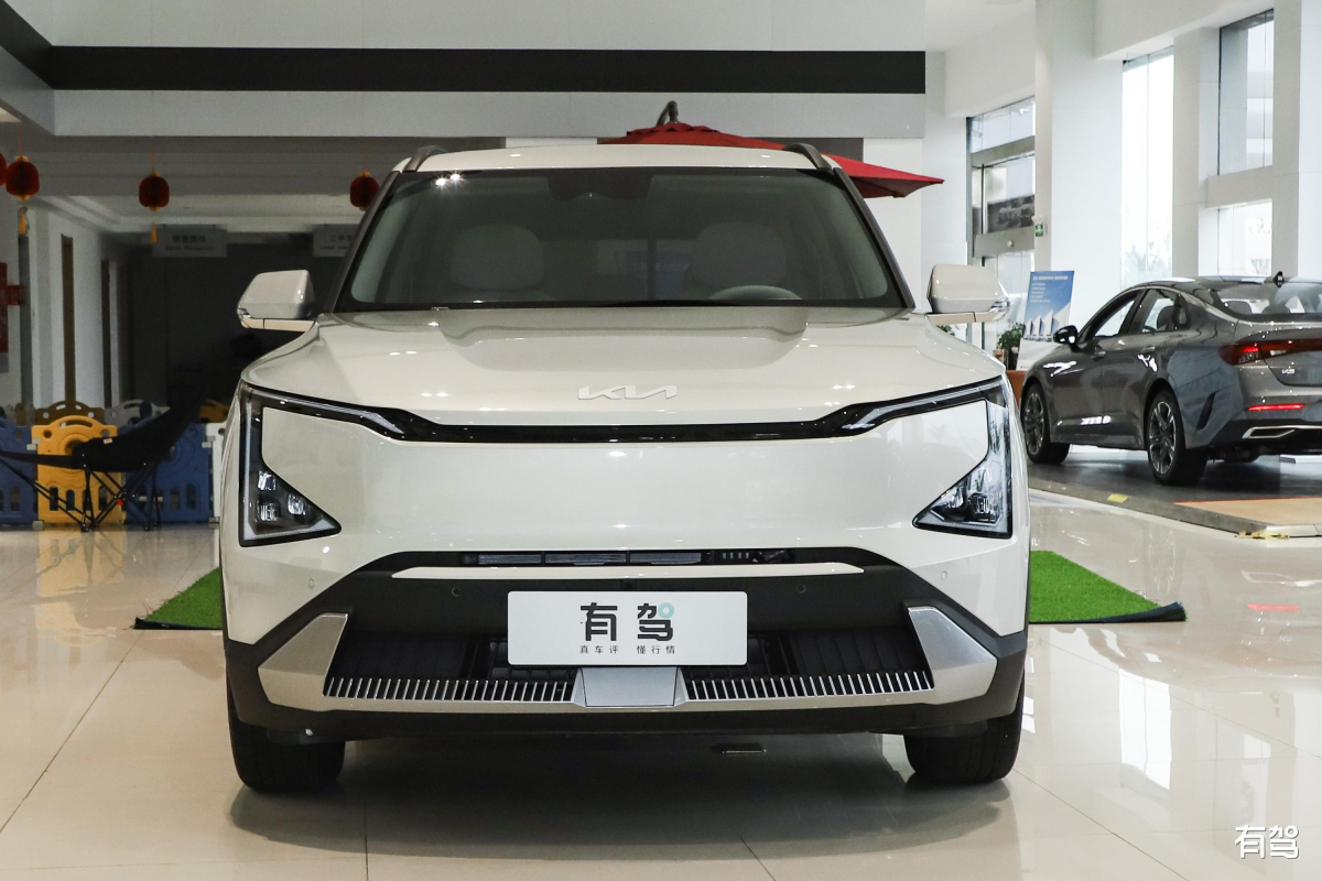 起亚 EV5